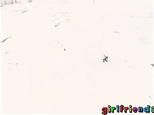 gfs Snowboarding babes tonguing puss all day