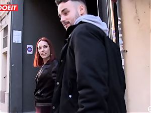 Spanish pornstar entices random man into hookup on cam